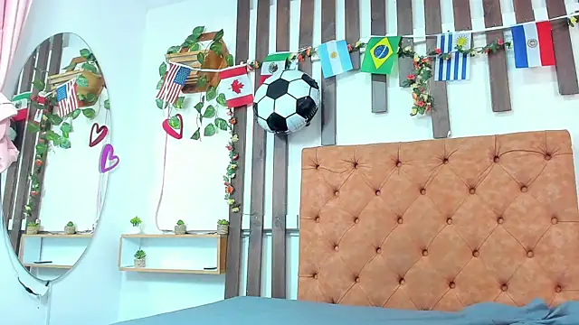 MeowMota  online show from 07-16-26, 07:00