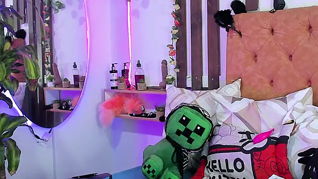 MeowMota  online show from 02-05-26, 06:04