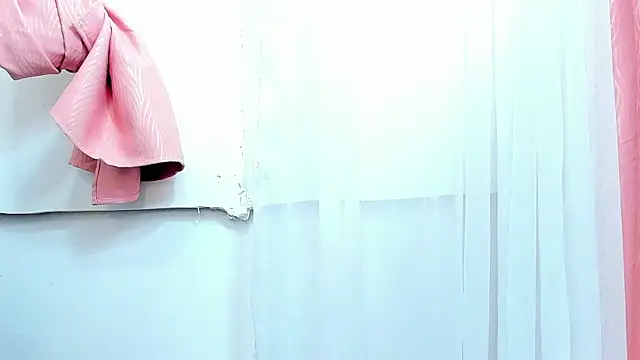 MeowMota  online show from 07-24-26, 06:37