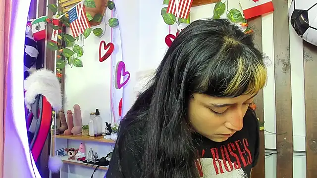 MeowMota  online show from 07-19-26, 04:48