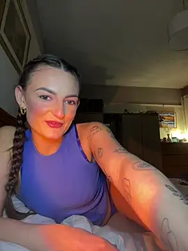 Snapshot of MiaLovesxx chatting on 01-16-26, 05:39 MiaLovesxx online show from 01-16-26, 05:39