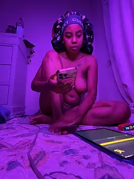 Snapshot of oshun6360 chatting on 06-11-26, 02:33 oshun6360 online show from 06-11-26, 02:33