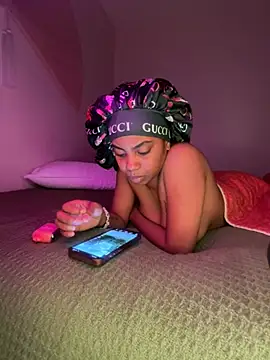 Snapshot of oshun6360 chatting on 05-27-26, 02:08 oshun6360 online show from 05-27-26, 02:08