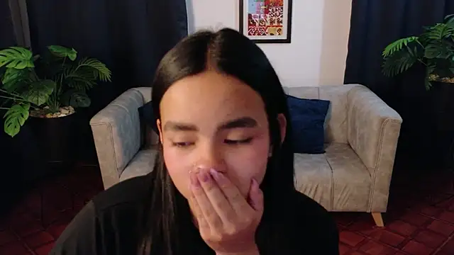 SofiaMante  online show from 03-06-26, 10:38