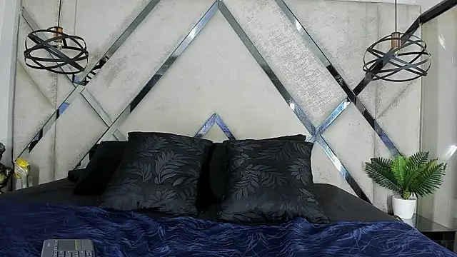 Andyy07  online show from 01-13-26, 08:57