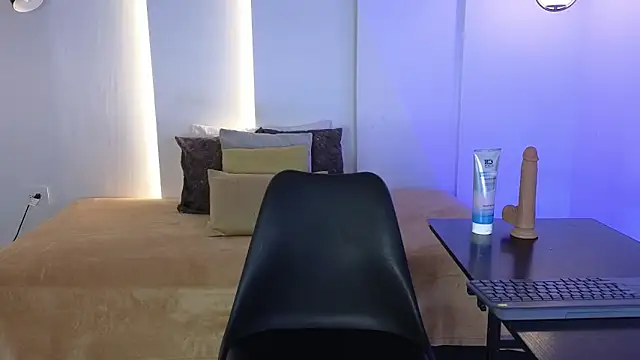 Chel Stone online show from 02-25-26, 12:11