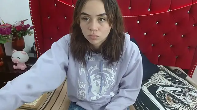 sofiaspring online show from 04-22-26, 03:41