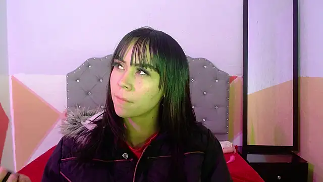 sofiaspring online show from 07-18-26, 03:20