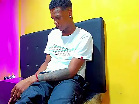 Snapshot of aunstin_mohamme chatting on 01-07-26, 05:01 aunstin mohamme online show from 01-07-26, 05:01