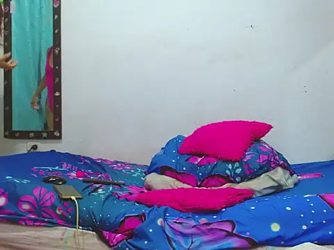 sofia carol online show from 03-17-26, 03:20