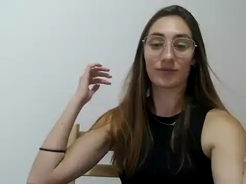 Noracherry online show from 02-13-26, 10:43