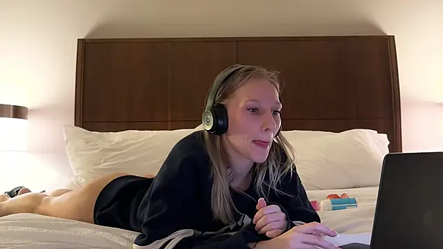 mysunidreamss online show from 03-28-26, 02:12