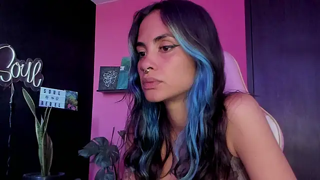 Snapshot of azula_lillet chatting on 04-30-26, 08:57 azula lillet online show from 04-30-26, 08:57