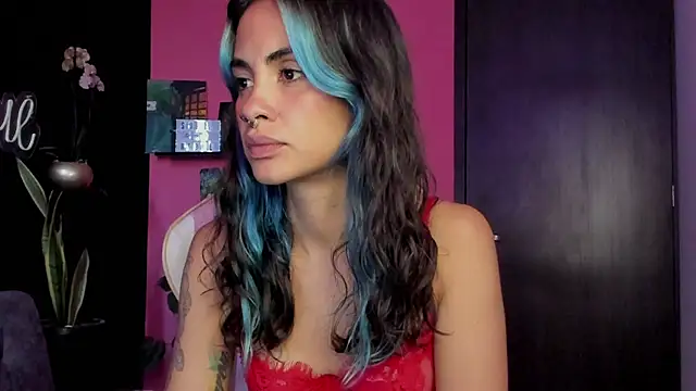 azula lillet online show from 01-12-26, 10:25