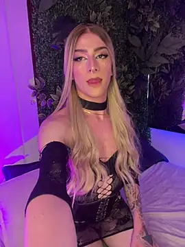 Snapshot of Alana_Stone chatting on 01-13-26, 02:48 Alana Stone online show from 01-13-26, 02:48