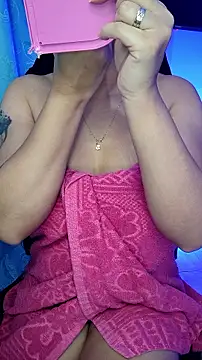 Girl kataleya10 online show from 07-14-26, 11:00