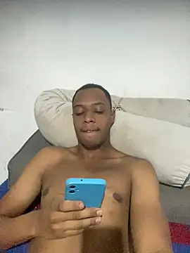 Vitorkzjxjxjkz online show from 01-09-26, 07:54