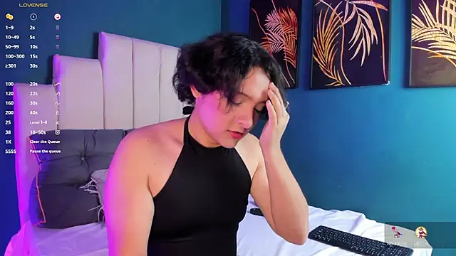 Nicki Ripperton online show from 04-06-26, 03:57