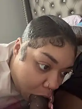 hispinkfreak219 online show from 03-08-26, 02:09