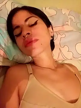 Chiquitoperopeligroso4 online show from 02-15-26, 10:52