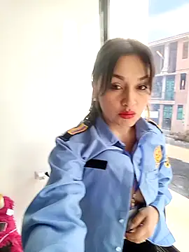 Snapshot of Alejandra_N chatting on 02-05-26, 12:01 Alejandra N online show from 02-05-26, 12:01