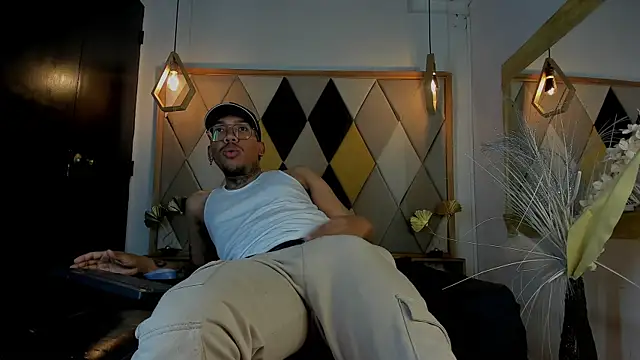 ThiagoBerry online show from 02-05-26, 11:28