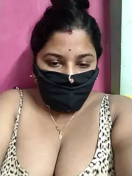 Snapshot of pinkisaha75 chatting on 05-28-26, 01:39 pinkisaha75 online show from 05-28-26, 01:39