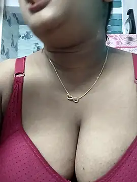 Snapshot of pinkisaha75 chatting on 07-12-26, 01:28 pinkisaha75 online show from 07-12-26, 01:28