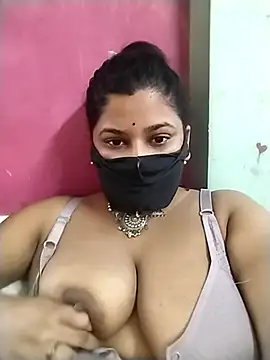Snapshot of pinkisaha75 chatting on 05-04-26, 01:31 pinkisaha75 online show from 05-04-26, 01:31