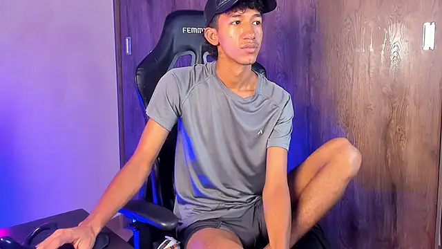 neitan miller  online show from 04-06-26, 01:12