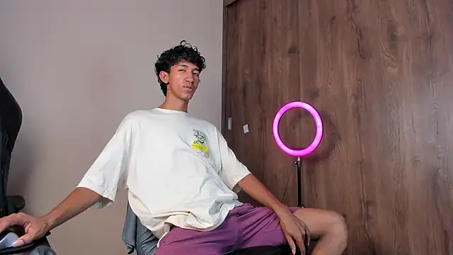 neitan miller  online show from 02-12-26, 05:34