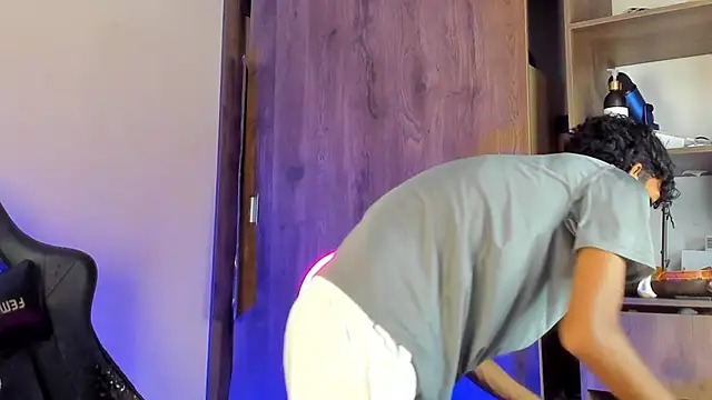 neitan miller  online show from 03-18-26, 04:08