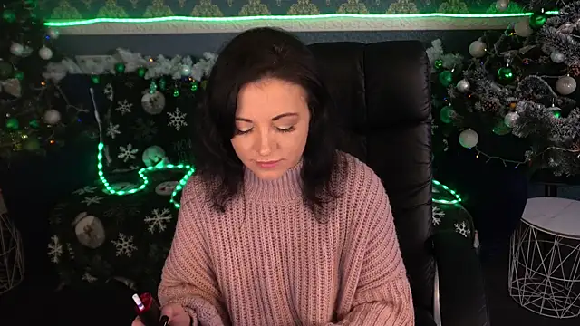 Dafni Monn online show from 12-21-25, 06:37