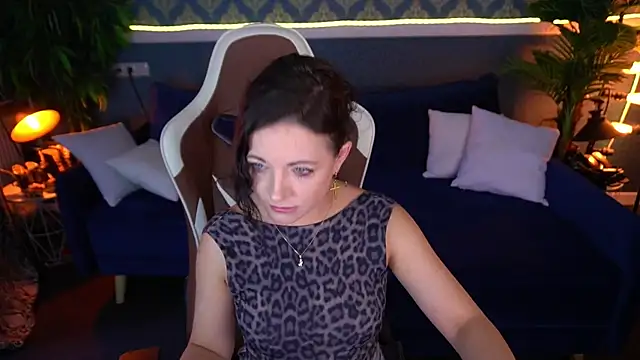 Snapshot of Dafni_Monn chatting on 07-24-26, 05:47 Dafni Monn online show from 07-24-26, 05:47