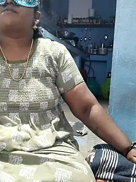 divyasree1431 online show from 03-16-26, 01:37