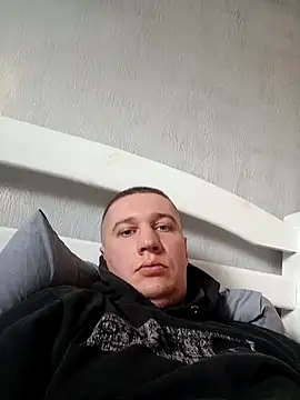 DisguisedMemory97111 online show from 04-13-26, 11:36