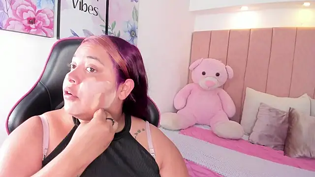 tatikanyx online show from 02-17-26, 04:48