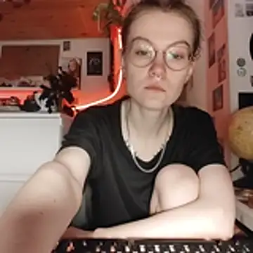 Shy Bamby online show from 04-05-26, 05:41