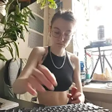 Shy Bamby online show from 02-19-26, 12:24