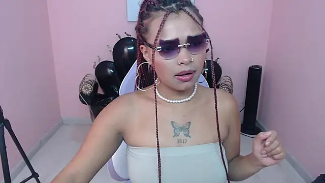 Snapshot of Choloeadams_xxx chatting on 02-24-26, 07:48 Choloeadams xxx online show from 02-24-26, 07:48