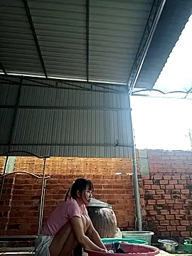 EmilyShow 96 online show from 02-05-26, 03:57