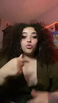 Snapshot of scarlettsamithh chatting on 01-15-26, 04:05 scarlettsamithh online show from 01-15-26, 04:05