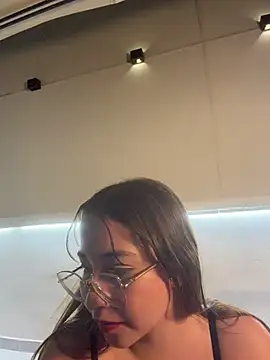 AliciaWhite nt online show from 05-17-26, 01:05
