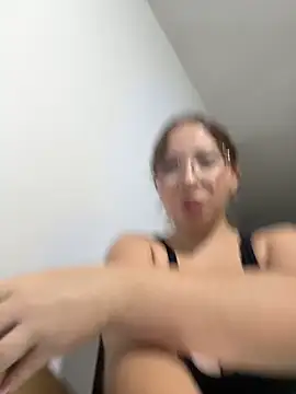 Snapshot of AliciaWhite_nt chatting on 07-16-26, 11:35 AliciaWhite nt online show from 07-16-26, 11:35