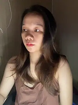 Snapshot of An-An19 chatting on 05-11-26, 04:04 An-An19 online show from 05-11-26, 04:04