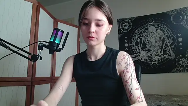 Mysterious Toy online show from 02-09-26, 05:11