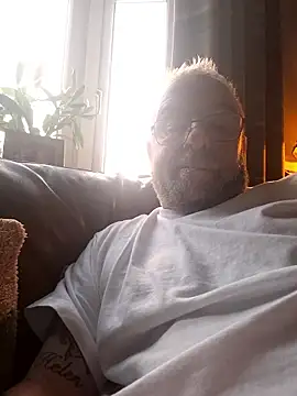 Snapshot of justenjoyingurcompany chatting on 01-09-26, 08:43 justenjoyingurcompany online show from 01-09-26, 08:43