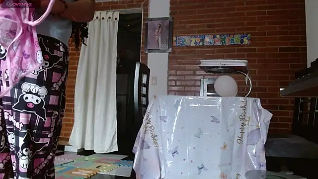 Lia rouse04 online show from 03-18-26, 01:02