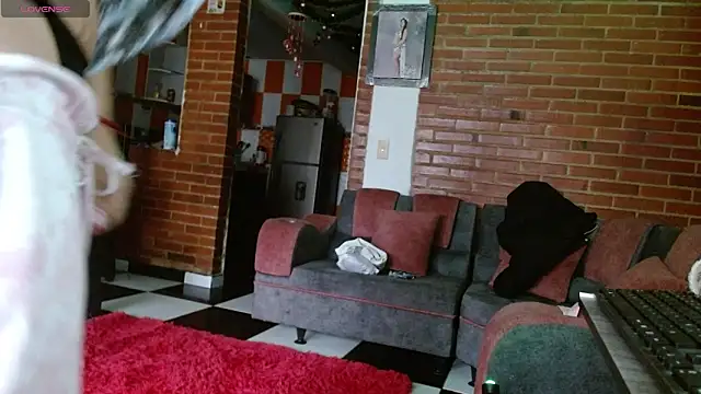 Snapshot of Lia_rouse04 chatting on 01-15-26, 12:08 Lia rouse04 online show from 01-15-26, 12:08