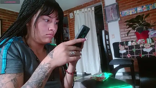 Lia rouse04 online show from 03-24-26, 12:16